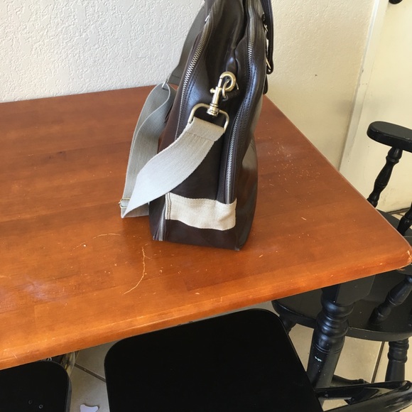 Fredperry bag in excellent condition - Picture 2 of 3